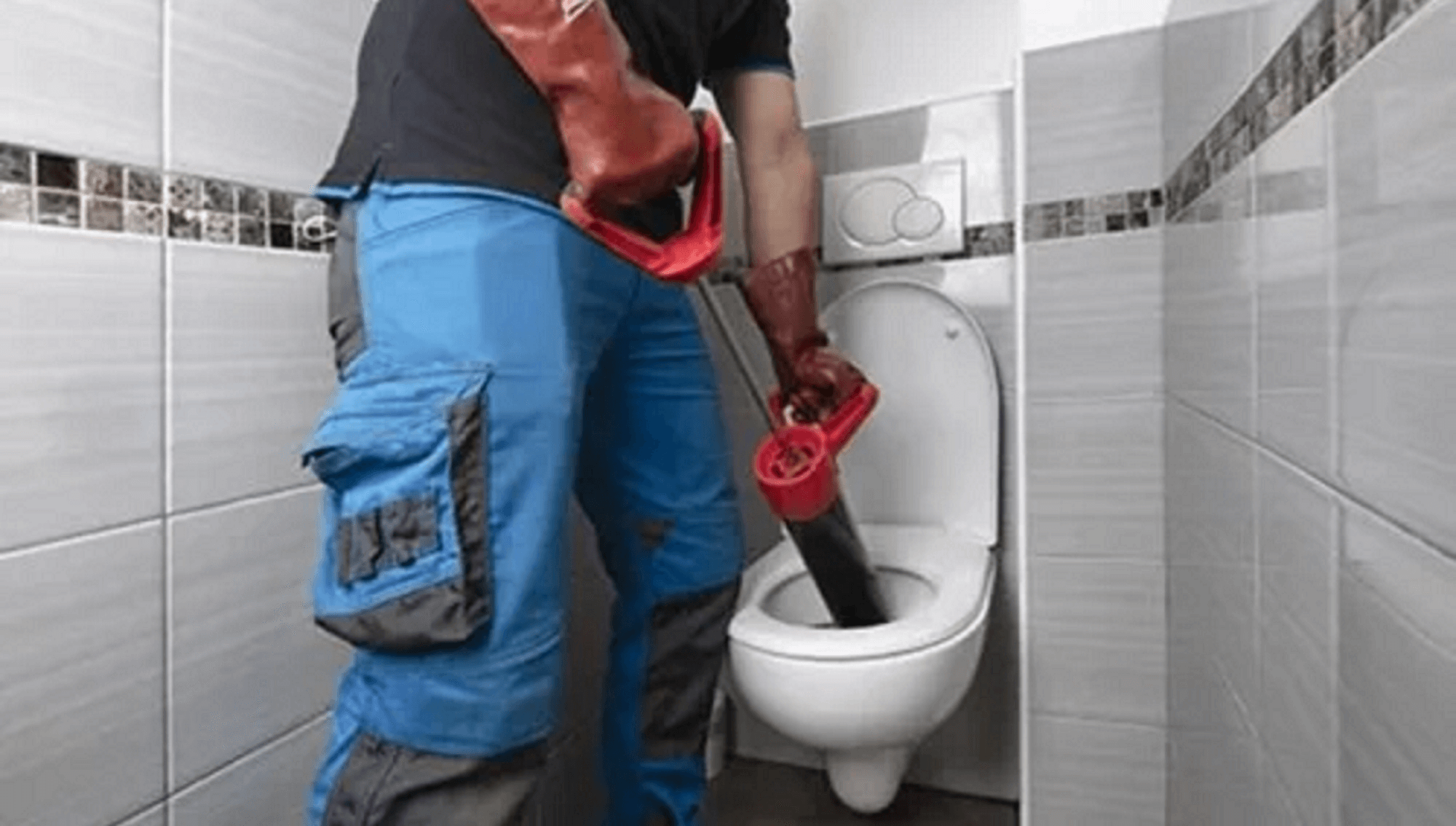 Débouchage WC suspendu