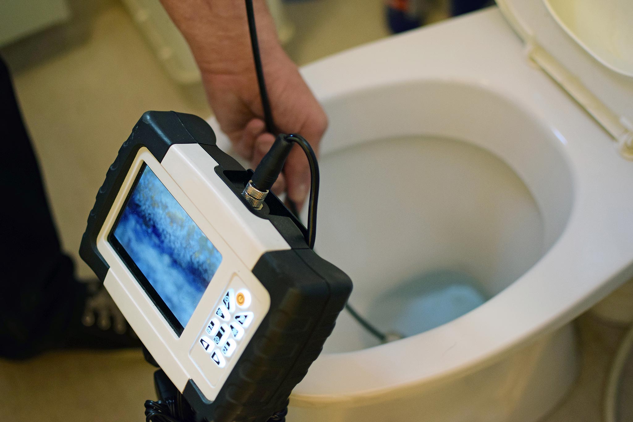 inspection vidéo des canalisations wc